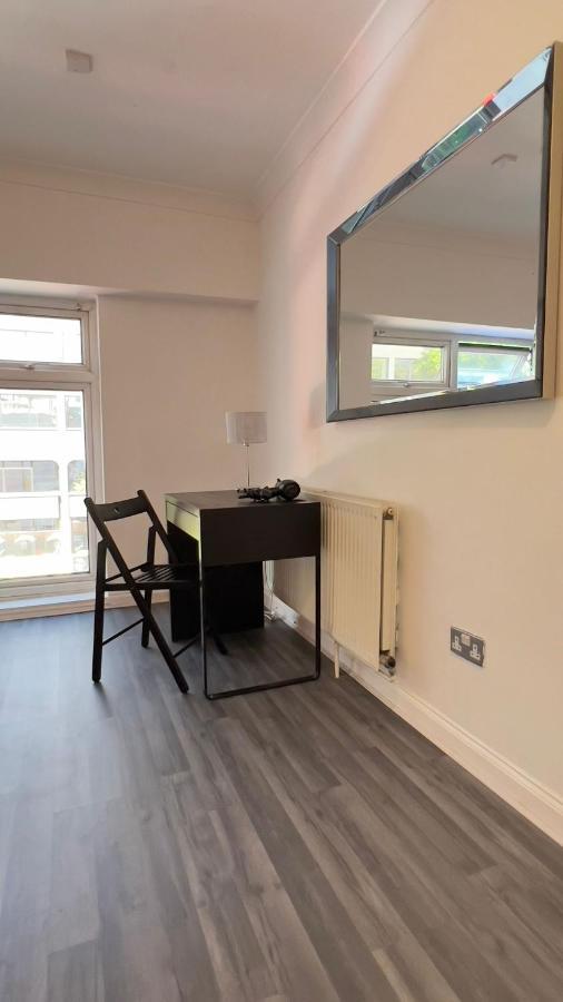 Aldgate Rooms Londres Extérieur photo