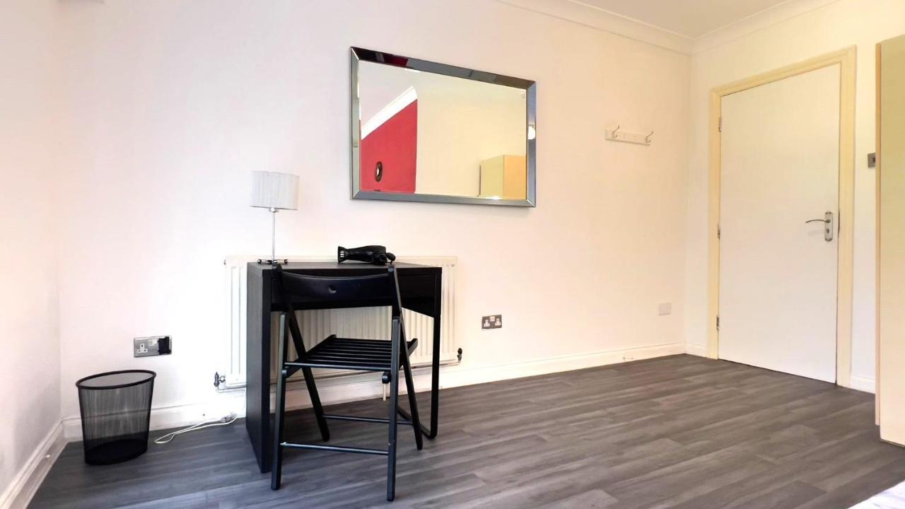 Aldgate Rooms Londres Extérieur photo