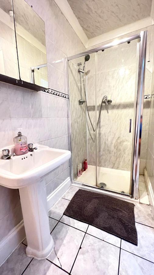 Aldgate Rooms Londres Extérieur photo
