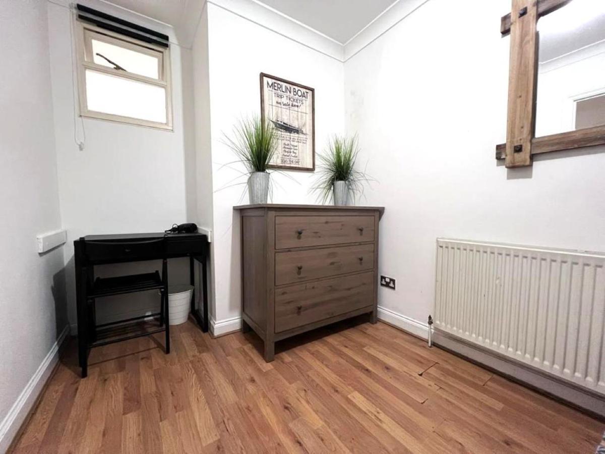 Aldgate Rooms Londres Extérieur photo
